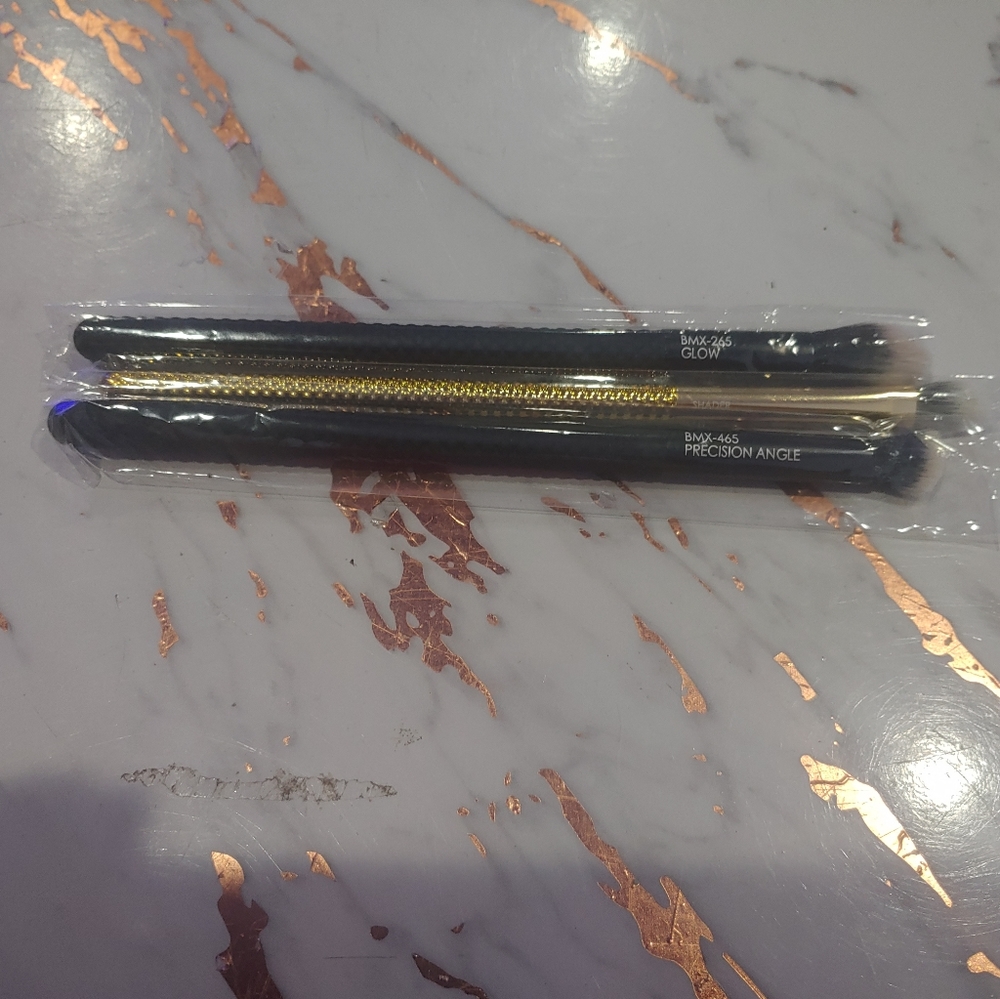 Moda pro makeup brush set - Picture 3 of 4